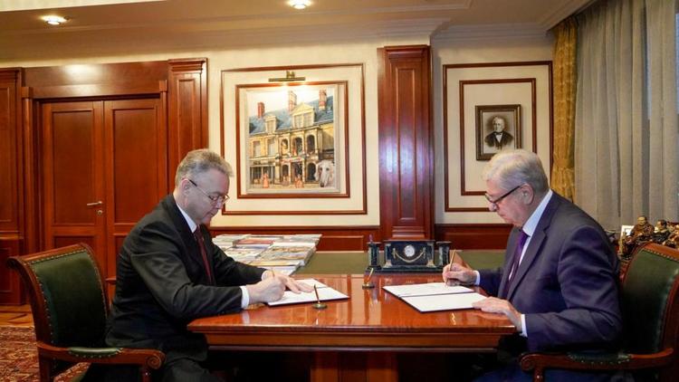 Губернатор Ставрополья заключил соглашение о сотрудничестве с ректором МГИМО