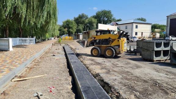 В городе Благодарном на Ставрополье началось благоустройство набережной у Мокрой Буйволы