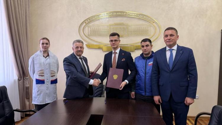 «Молодая Гвардия Единой России» и медуниверситет подписали соглашение