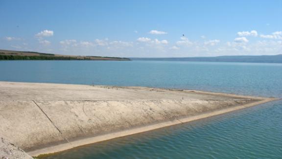 Информационные знаки будут защищать Сенгилеевское водохранилище