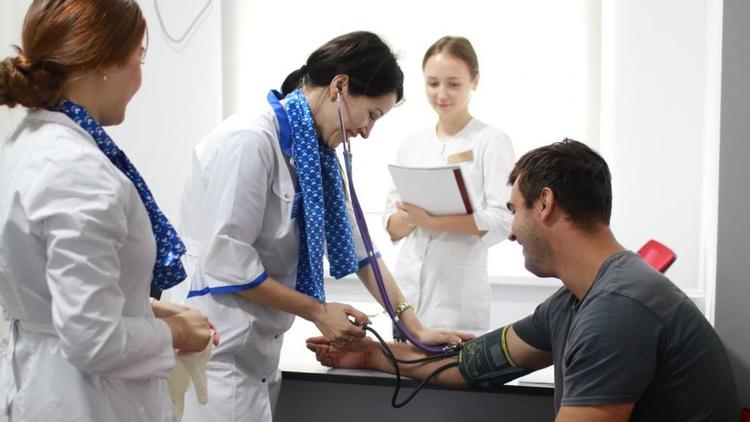 Больше трети жителей Ставрополья прошли диспансеризацию и профосмотры