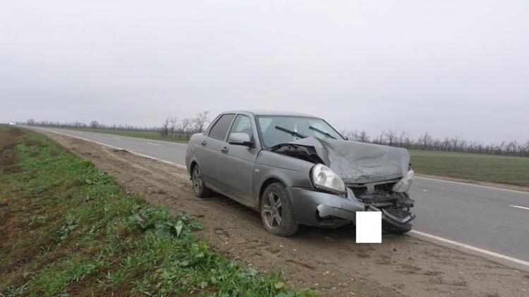 Легковушка перевернулась на трассе в Курском округе Ставрополья