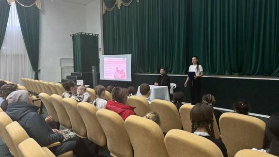 В ДК села Водораздел провели беседу, посвящённую семейным ценностям