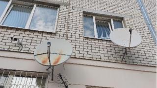 В Лермонтове владелец квартиры в МКД самовольно установил телевизионную антенну