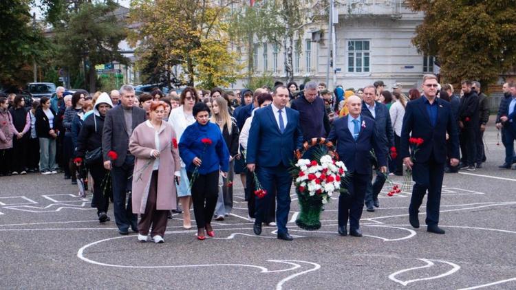 На Ставрополье «Единая Россия» почтила память героев битвы за Кавказ