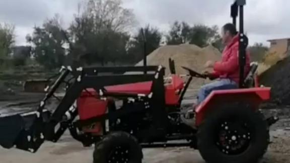 В Ипатовском округе пополнился парк коммунальной спецтехники