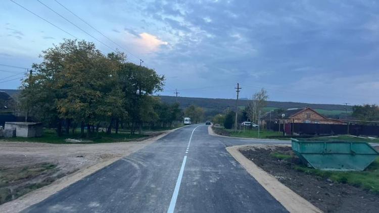 В Минераловодском округе обновляют дорожную сеть