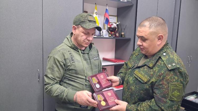 В Советском округе Ставрополья торжественно вручили заслуженные награды участнику СВО