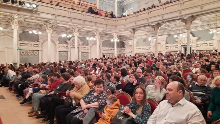Заслуженные артисты филармоний Новороссии дадут концерт в Кисловодске
