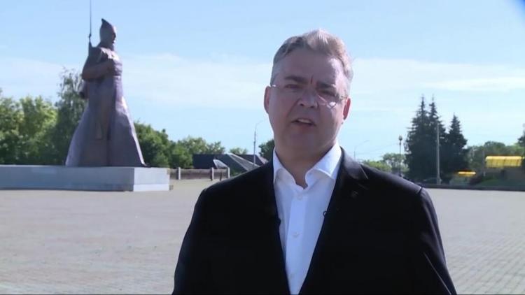 Губернатор Ставрополья поздравил школьников с окончанием учебного года