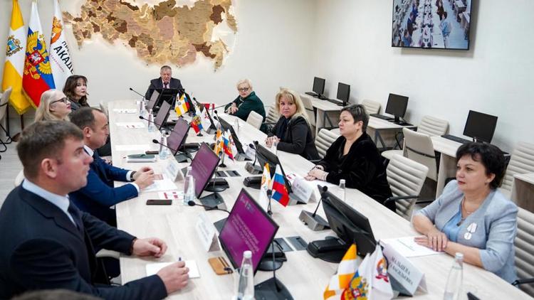 «Герои Ставрополья» начали защиту итоговых проектов