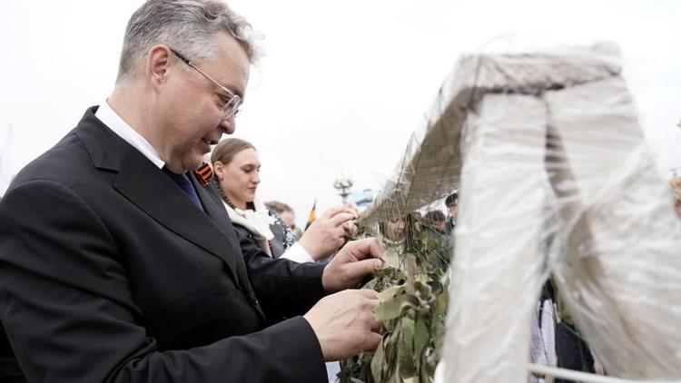 Губернатор Ставрополья в День Победы посетил праздничные площадки в краевой столице