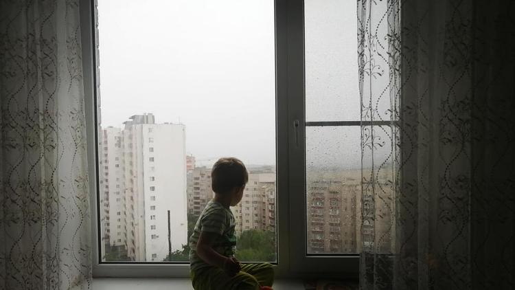 На Ставрополье действуют меры поддержки семей с приемными детьми