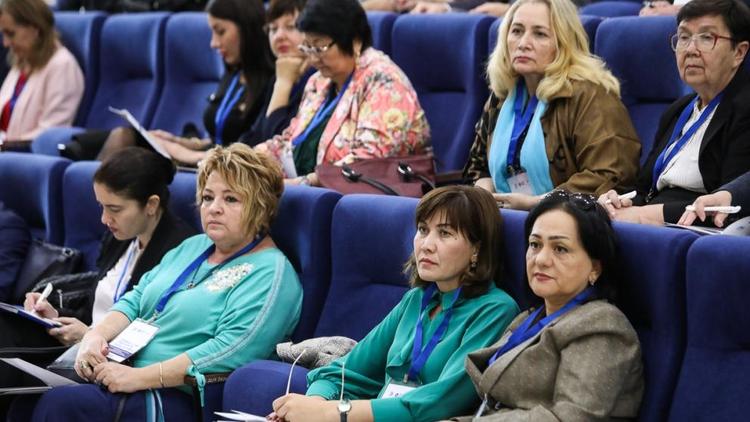 В СКФУ открылась международная конференция по преподаванию русского языка 
