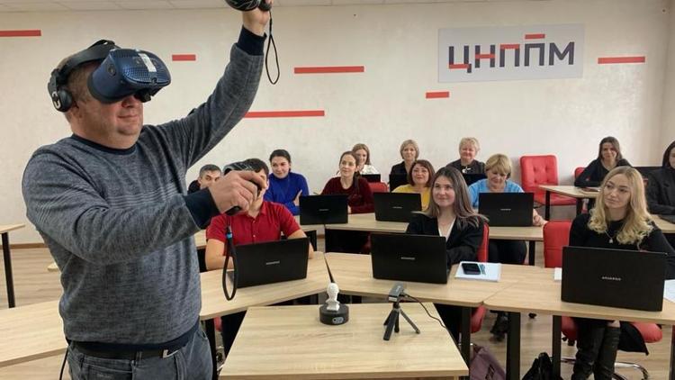 Более 12 тысяч педагогов Ставрополья повысили уровень мастерства