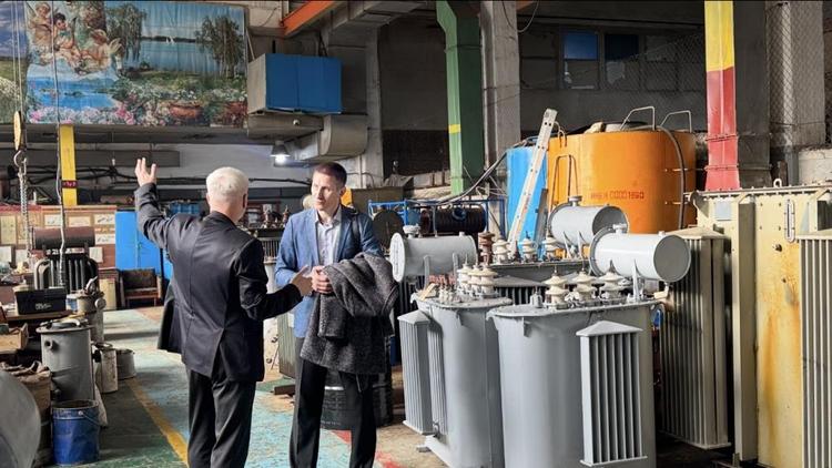 Участник программы «Герои Ставрополья» завершил стажировку в краевом минимуществе