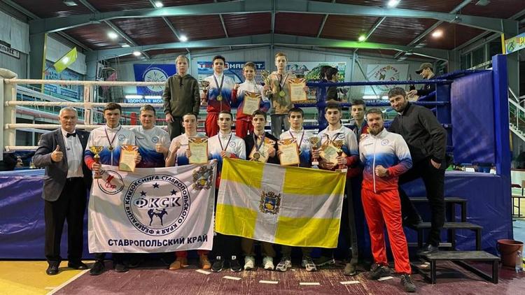 Кикбоксеры из Кисловодска отличились на Чемпионате и Первенстве СКФО