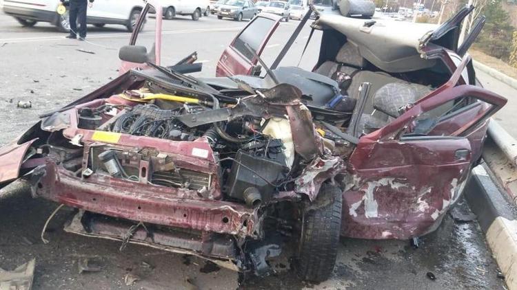 Четыре человека пострадали в аварии в Кисловодске