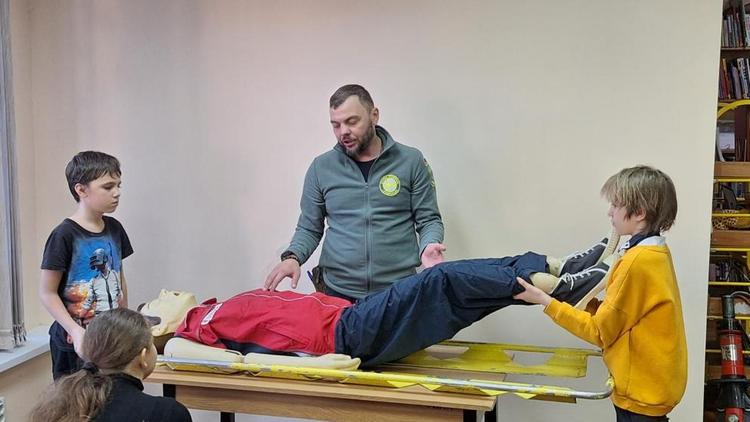 В Ставрополе провели уроки безопасности для тысячи школьников