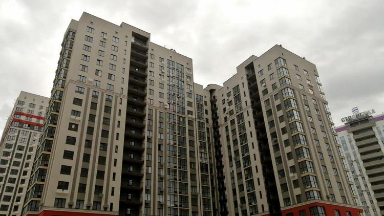 На Ставрополье с начала года дети-сироты приватизировали 550 квартир