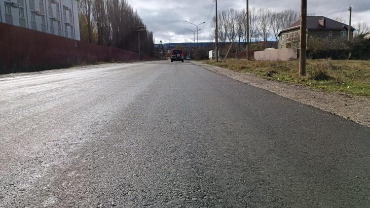 Дорогу отремонтировали в посёлке Нежинском на Ставрополье