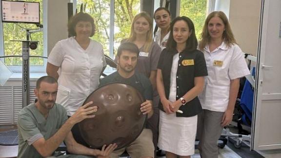 Врачи помогли музыканту из Ставрополя вернуться к творчеству после двух инсультов